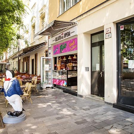 Aplend City Hviezdoslavovo Namestie Bratislava Dış mekan fotoğraf