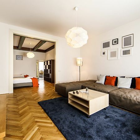 Aplend City Hviezdoslavovo Namestie Bratislava Dış mekan fotoğraf