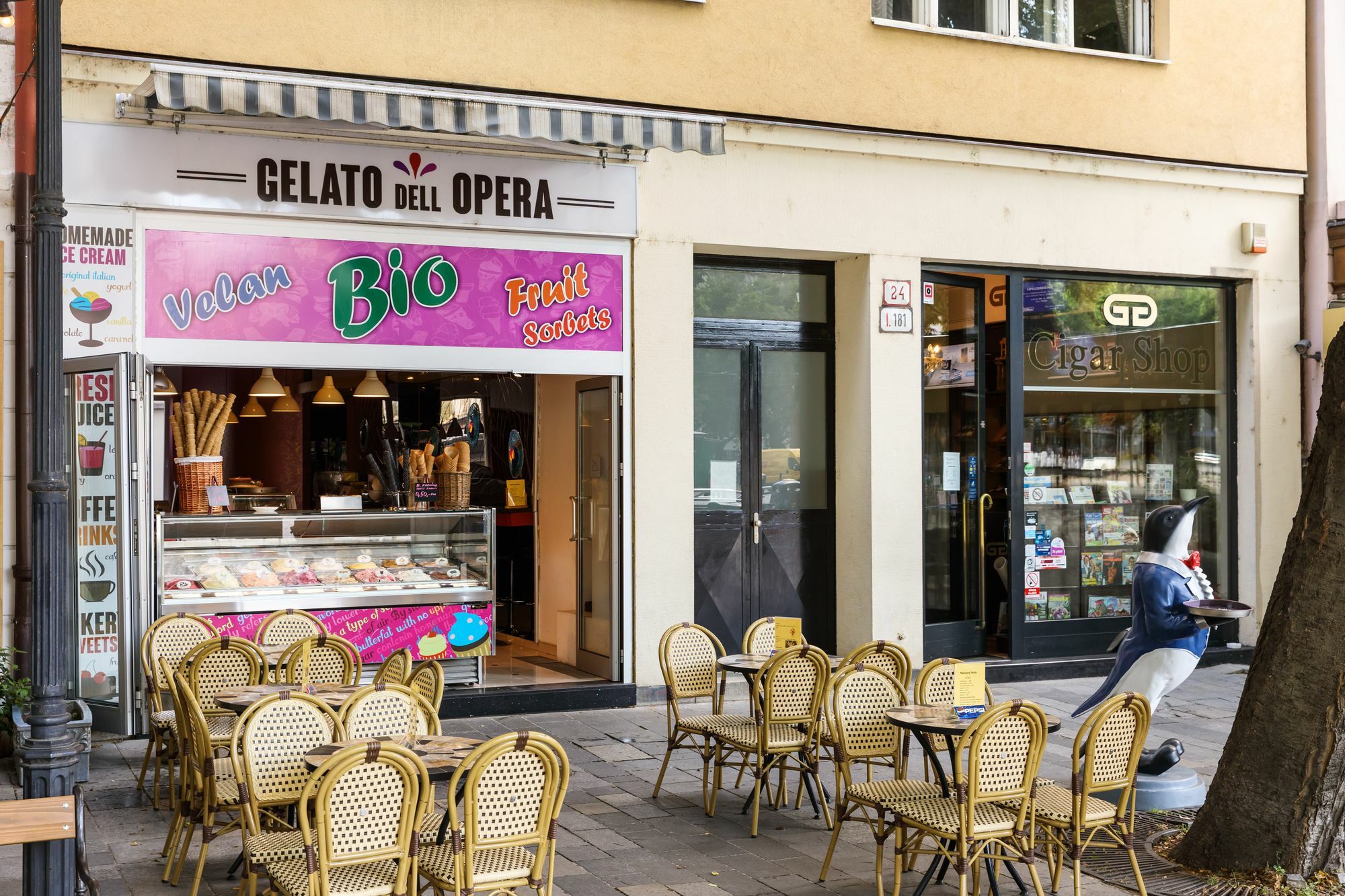 Aplend City Hviezdoslavovo Namestie Bratislava Dış mekan fotoğraf
